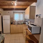 Info στούντιο Messíni