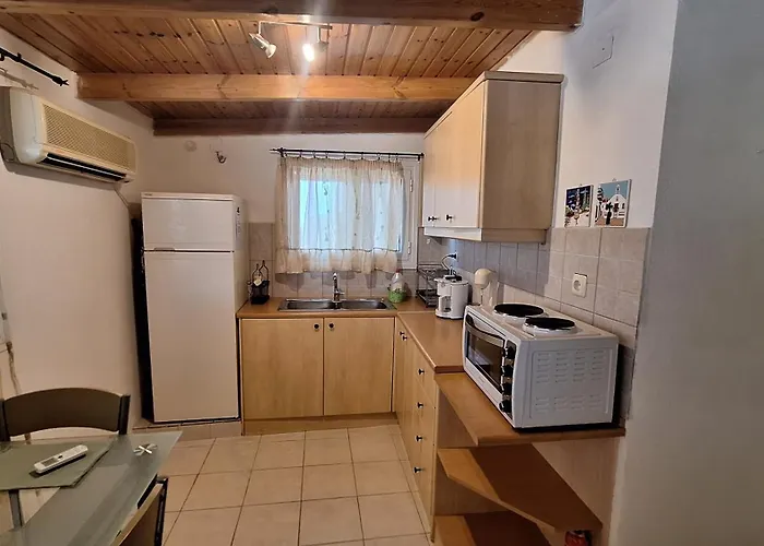 Info στούντιο Messíni